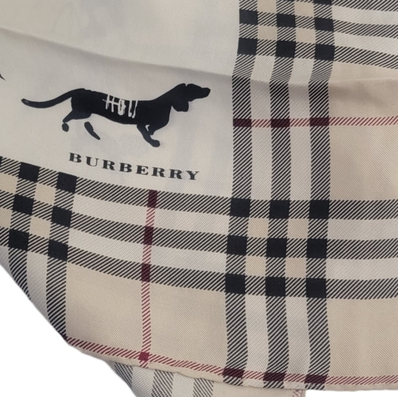 ⭐BURBERRY Burberry Square Silk Neckerchief 18” X 18” Walking The Dog. Novacheck - Picture 3 of 8